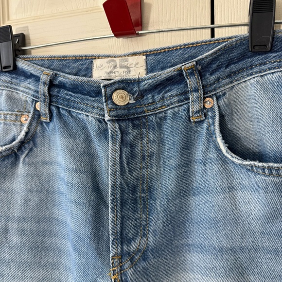 Free People We The Free Maggie Straight Leg Distressed Jeans Womens Size 25 - Picture 7 of 9
